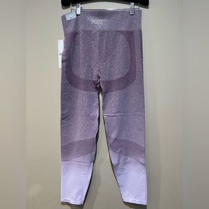 VS PINK Purple Lilac Ombre High Waist Seamless Workout Tights / Leggings XL NEW